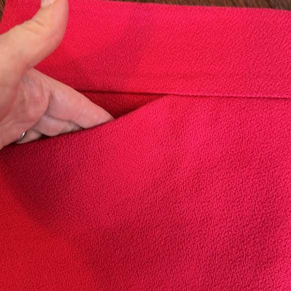 LOFT size 12 pink mini skirt - Picture 2 of 7